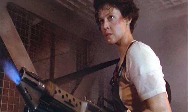 Ellen-Ripley-Alien-Movies-alien-28784390-715-427